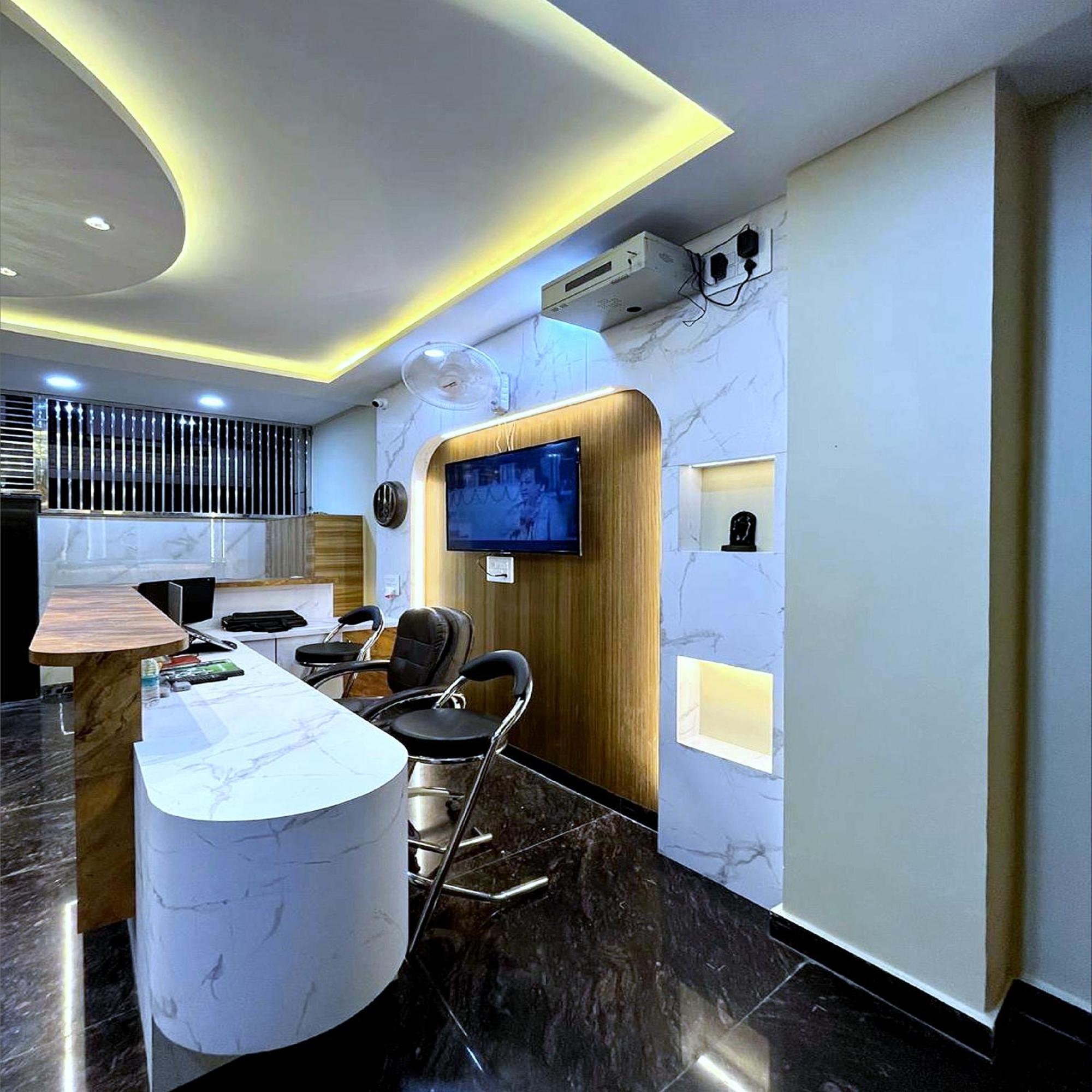 Hotel Vrinda Niddhivan ! Fully Ac, Prem Mandir At Walking Distance ! Just Near The Iskcon Temple Vrindāvan Esterno foto