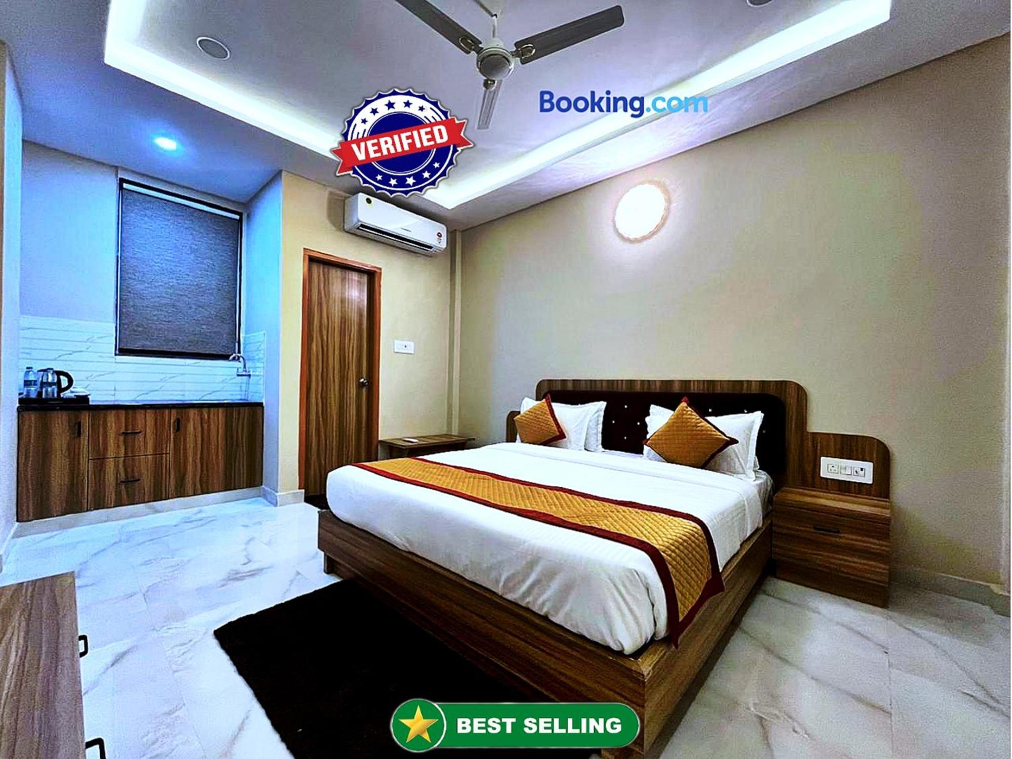 Hotel Vrinda Niddhivan ! Fully Ac, Prem Mandir At Walking Distance ! Just Near The Iskcon Temple Vrindāvan Esterno foto